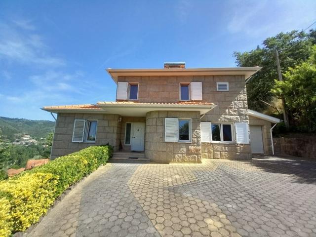 Casa de 200 m² à venda Amarante, Porto