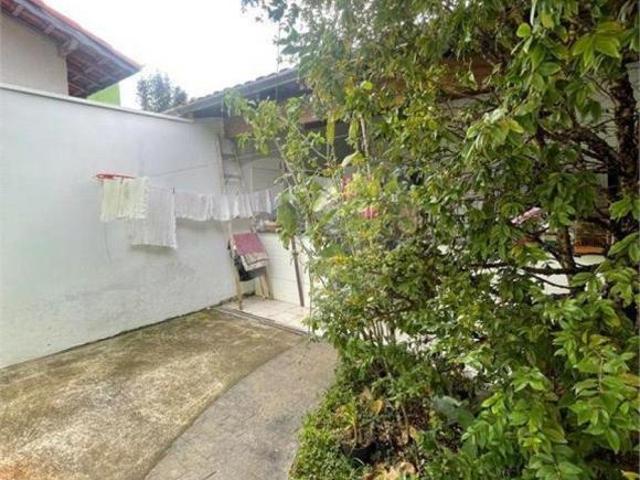 Casa de 100 m² com 2 quartos à venda no Centro