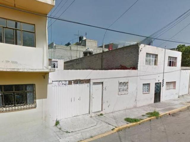 Casa de 100 m² de terreno con 3 recámaras en venta en Nezahualcóyotl