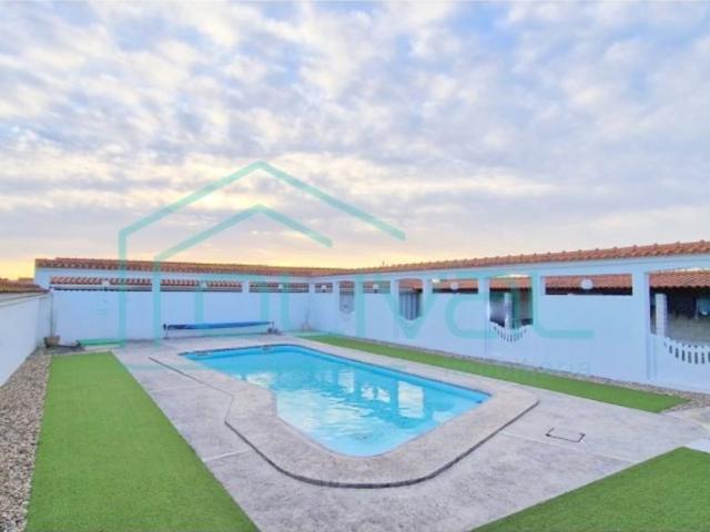 Casa de 1024 m² à venda Benavente, Santarém