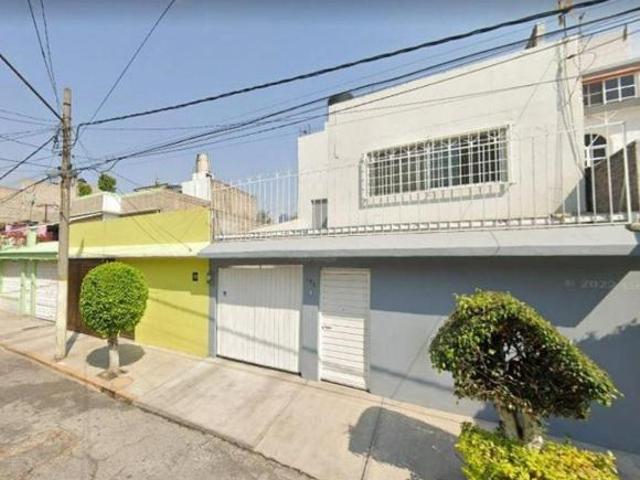 Casa de 105 m² con 3 recámaras en venta en Valle de Aragon 1ra Secc