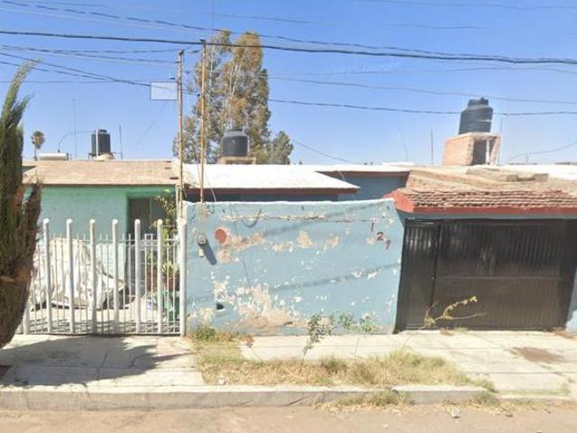 Casa de 110 m² con 3 recámaras en venta en Los Alamos