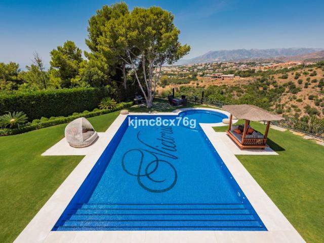 Casa de 1190 m2 en venta Las Chapas, Andalucía