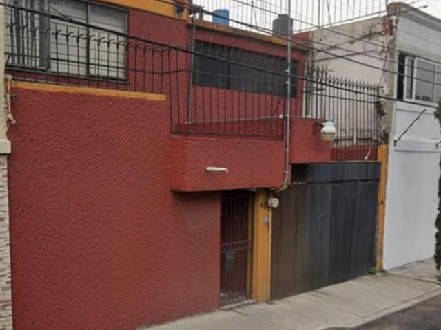Casa de 119 m² con 3 recámaras en venta en Militar Marte