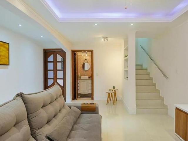 Casa de 120 m² com 2 quartos à venda no Jardim Taboão da Serra