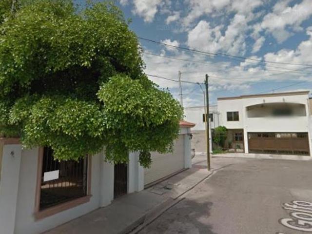 Casa de 125 m² con 4 recámaras en venta en Casa Blanca