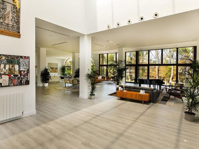 Casa de 1290 m2 en venta Nueva Andalucia, Andalucía