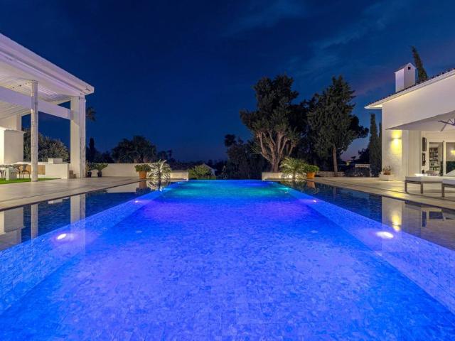 Casa de 1300 m2 en venta San Pedro de Alcántara, España