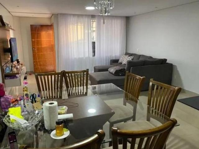 Casa de 130 m² com 3 quartos à venda na Cidade Dutra