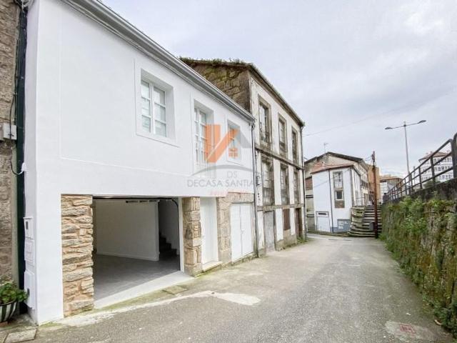 Casa de 132 m2 en venta Santiago de Compostela, España