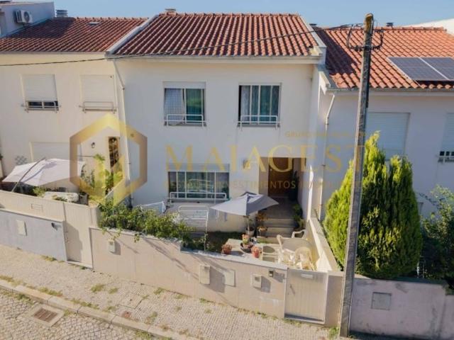 Casa de 136 m² à venda Maia, Porto