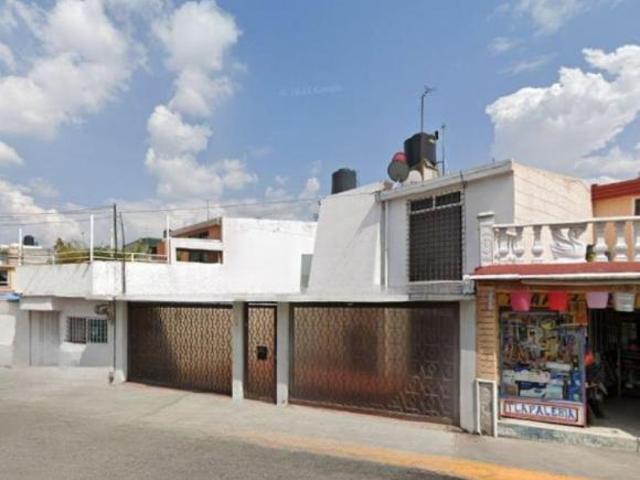 Casa de 136 m² con 4 recámaras en venta en Izcalli Ecatepec