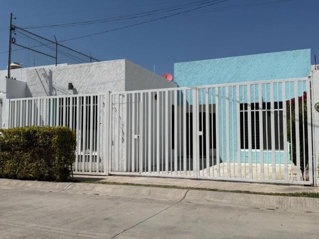 Casa de 1 piso, con amplios espacios