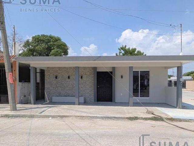 Casa de Un Piso en Venta en Col. Heriberto Kehoe, Madero Tamaulipas. Con Patio