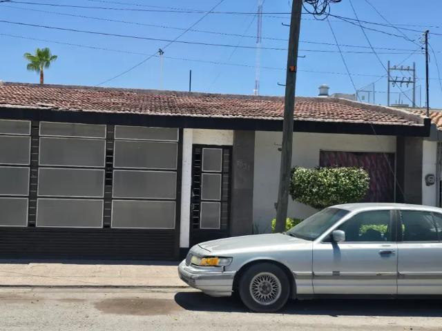 Casa de 1 piso frente área verde