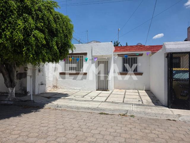 CASA DE 1 PLANTA EXCELENTE UBICACION