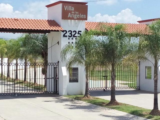 Casa de 1 planta en venta en Fracc. Villa de los Ángeles