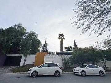 Casa de 1 planta en VENTA en La Aurora