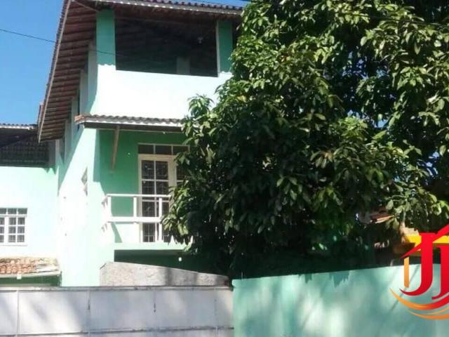 Casa de 240 m² na da Matriz Valéria Salvador BA, aluguel por R$ 2.500/mês