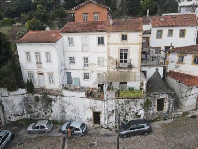 Prestigiosa casa de 240 m² à venda Coimbra