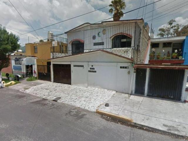 Casa de 240 m² con 4 recámaras en venta en La Romana