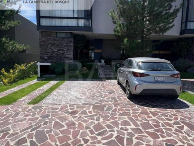Casa de 240 m² con 3 recámaras en venta en La Campiña