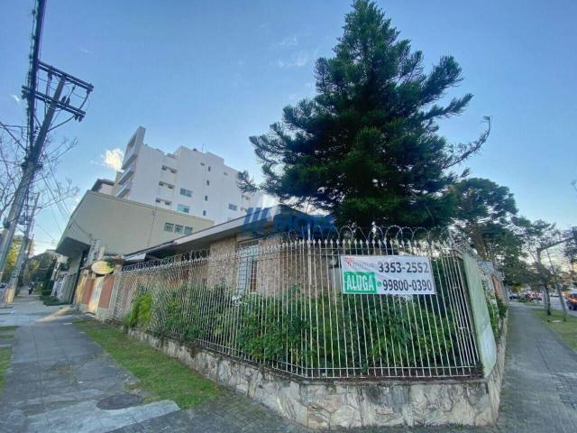 Casa de 249 m² na Floriano Essenfelder Alto da Glória Curitiba PR, aluguel por R$ 5.499/mês