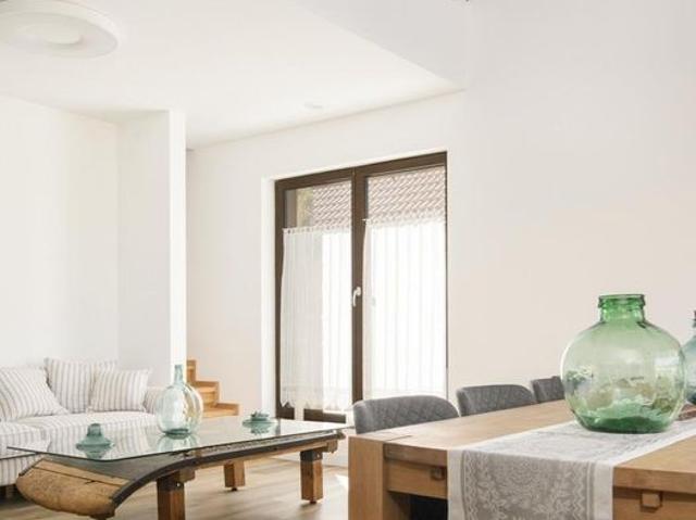 Casa de 250 m2 en venta Castiello de Jaca, Aragón