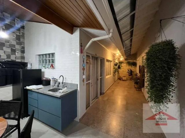 Casa de 250 m² com 3 quartos à venda, R$ 1.800.000 Vila das Hortências em Jundiaí/SP