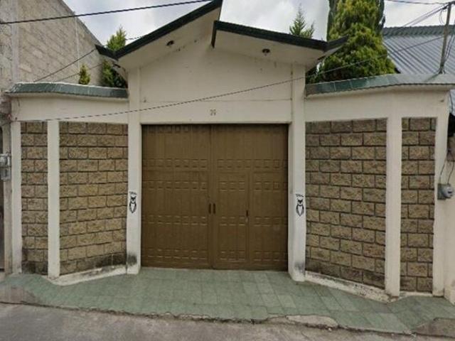 Casa de 250 m² con 3 recámaras en venta en Amecameca