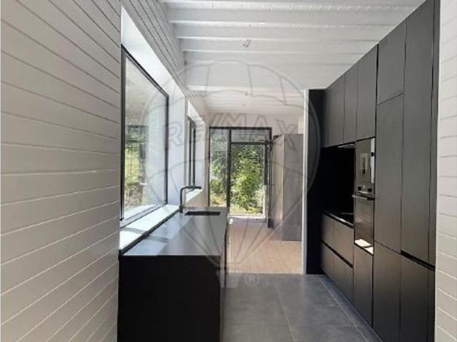 Casa de 254 m² à venda Vieira do Minho, Braga