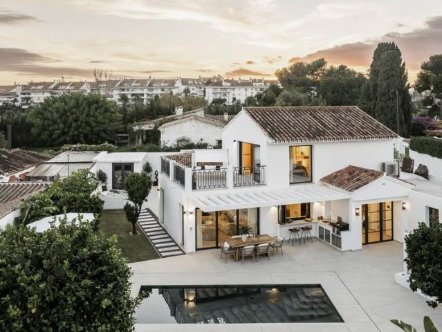 Casa de 255 m2 en venta San Pedro de Alcántara, Andalucía