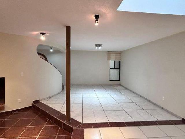 Casa de 256 m² con 3 recámaras en venta en Pueblo Nuevo