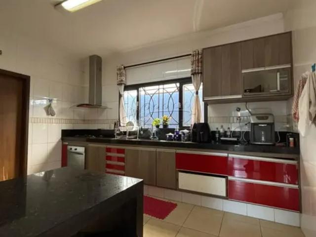 Casa de 259m² com 03 suítes para venda e locação Alto da Boa Vista