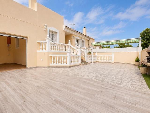 Casa de alto standing en venta Almería, España