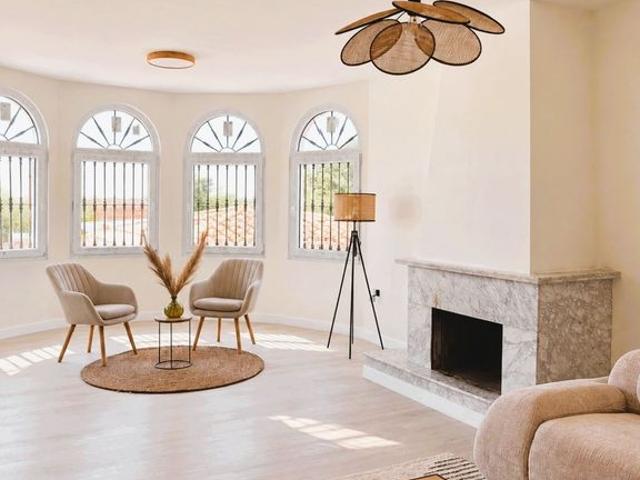 Casa de 268 m2 en venta Arroyo de la Miel, Andalucía
