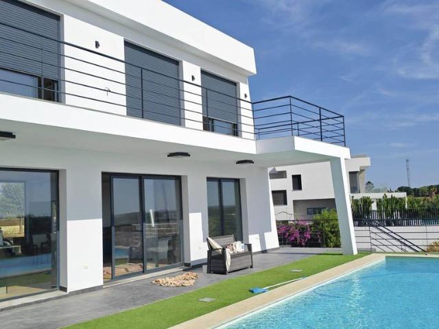 Casa de 270 m2 en venta Puerto Real, Andalucía