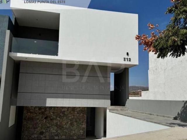 Casa de 272 m2 con 3 recámaras en venta en Lomas Punta del Este