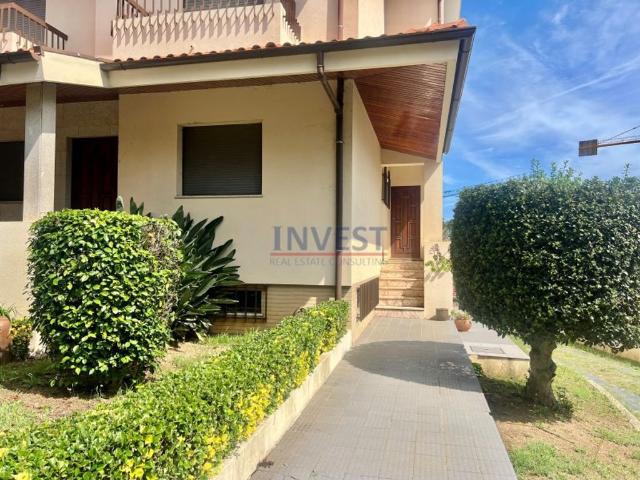 Casa de 272 m² à venda Gondomar, Porto