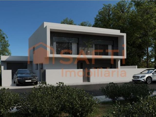 Casa de 272 m² à venda Entroncamento, Portugal