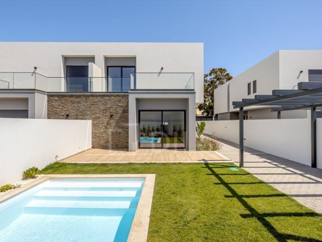 Casa de 275 m² à venda Carcavelos, Cascais, Lisboa