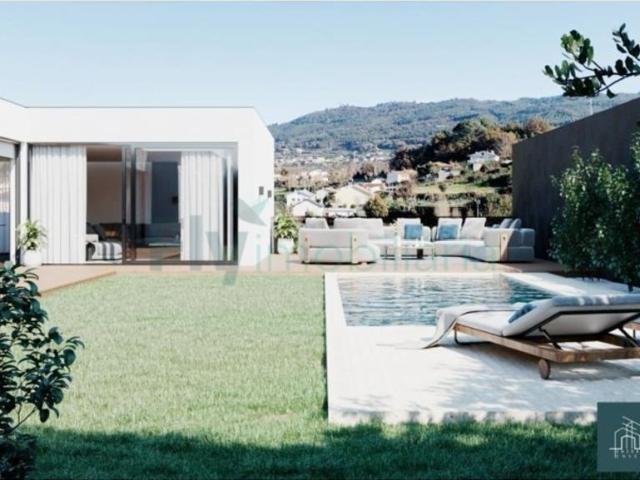 Casa de 278 m² à venda Guimarães, Braga