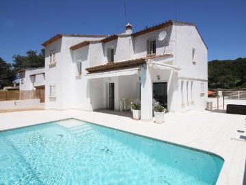 Casa de 280 m2 en venta Torrente, Comunidad Valenciana