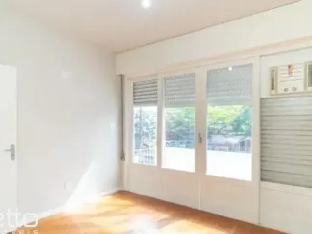 Casa de 287m2 para locação, R$ 10.500,00 no Bairro Menino Deus