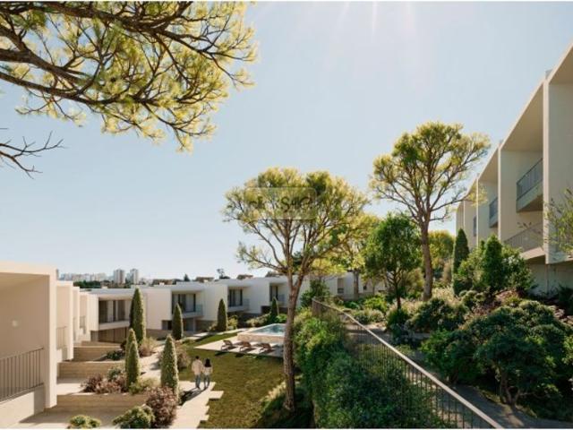 Casa de 320 m² à venda Loures, Lisboa
