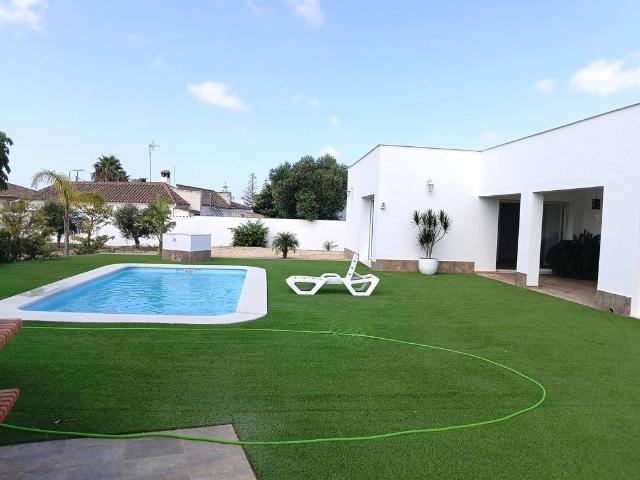 Casa de 292 m2 en venta Conil de la Frontera, Andalucía