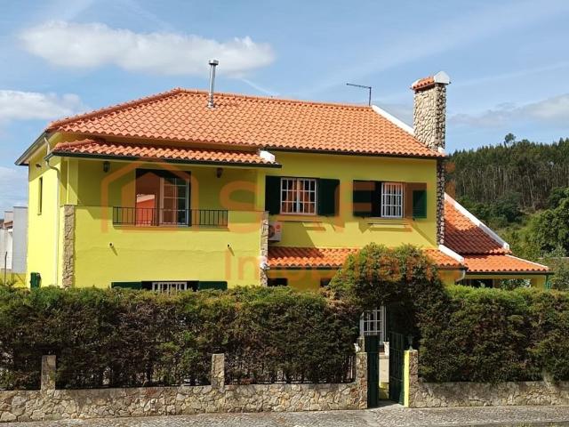 Casa de 292 m² à venda Casal Pero Bom, Santarém