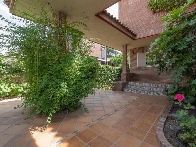 Casa de 297 m2 en venta Pozuelo de Alarcón, España
