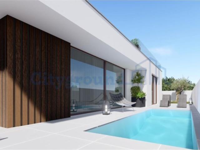 Casa de 200 m² à venda Caldas da Rainha, Leiria