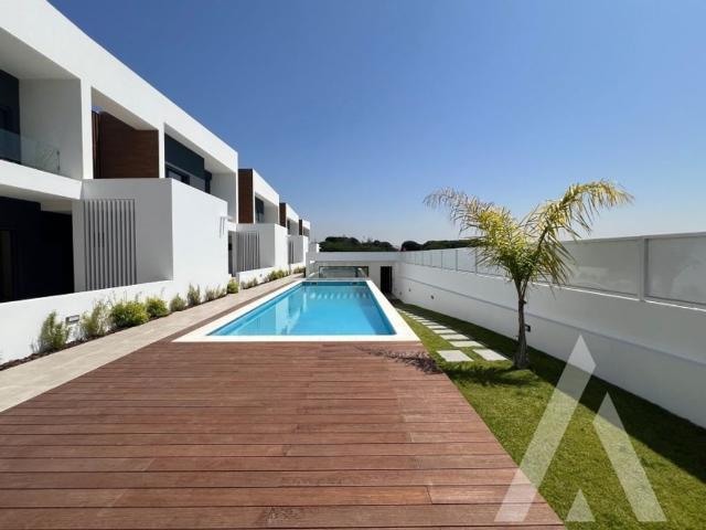 Casa de 200 m² à venda Fanqueiro, Loures, Lisboa